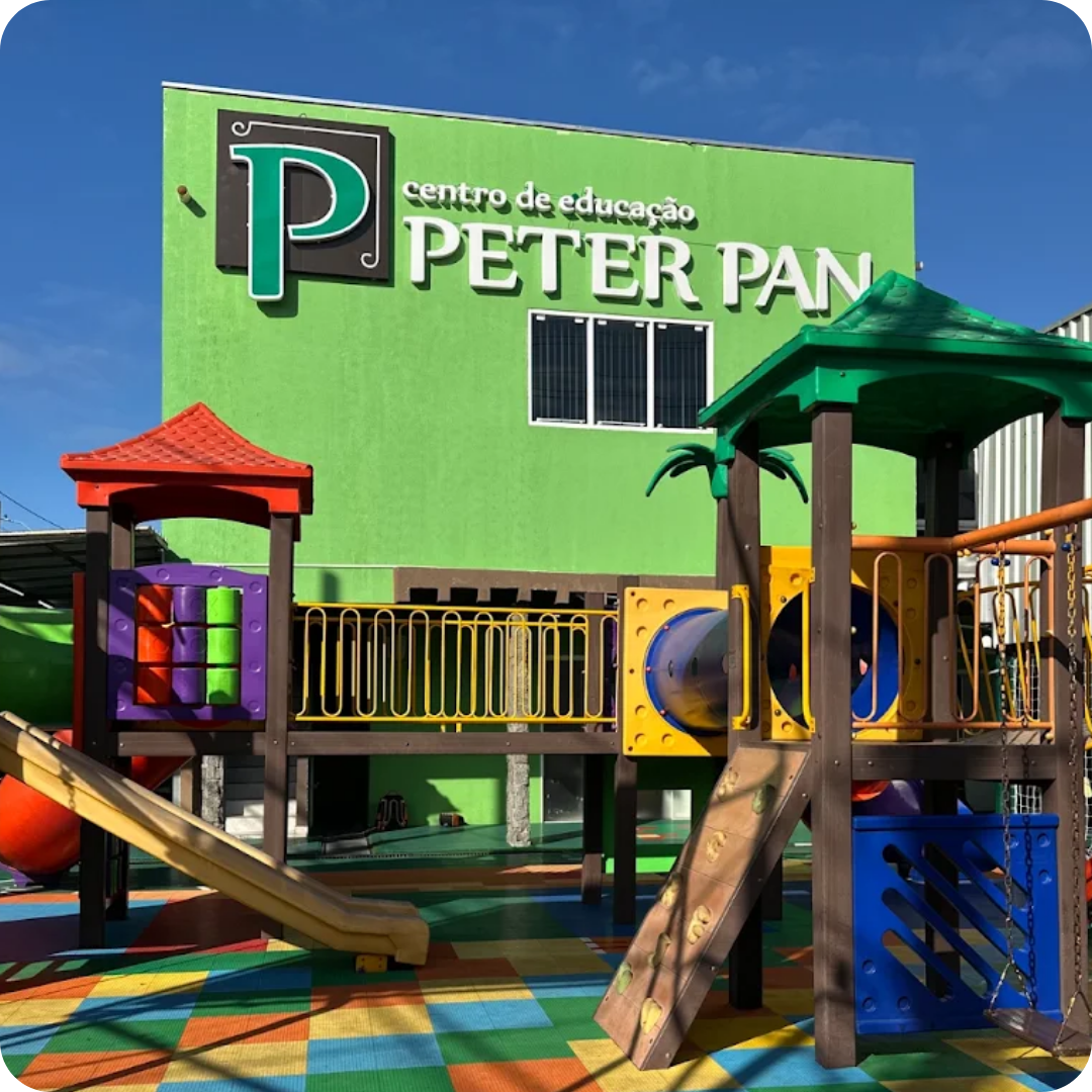 Fachada da unidade Cordeiros das Escolas Peter Pan